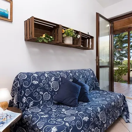 Casetta C Apartment *